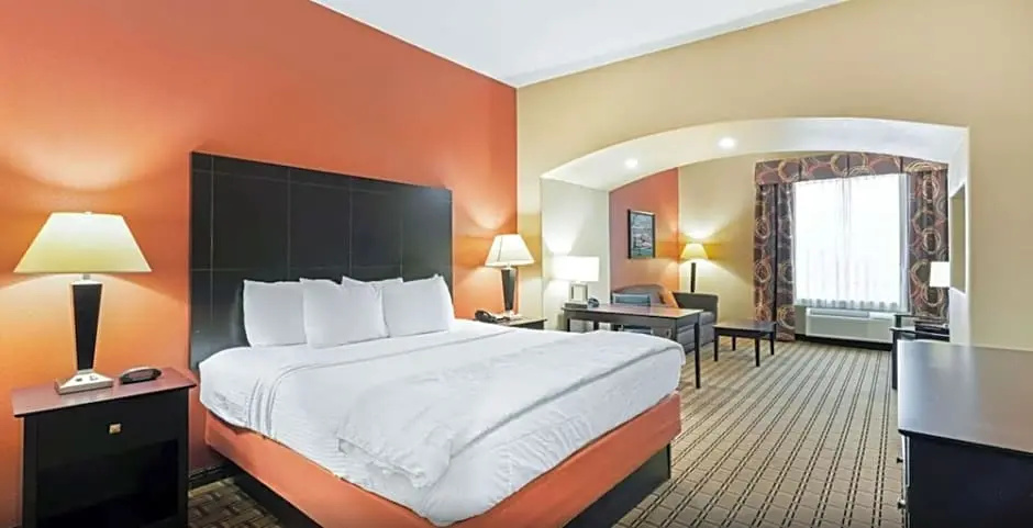 La Quinta Inn & Suites by Wyndham McAlester - Chambres