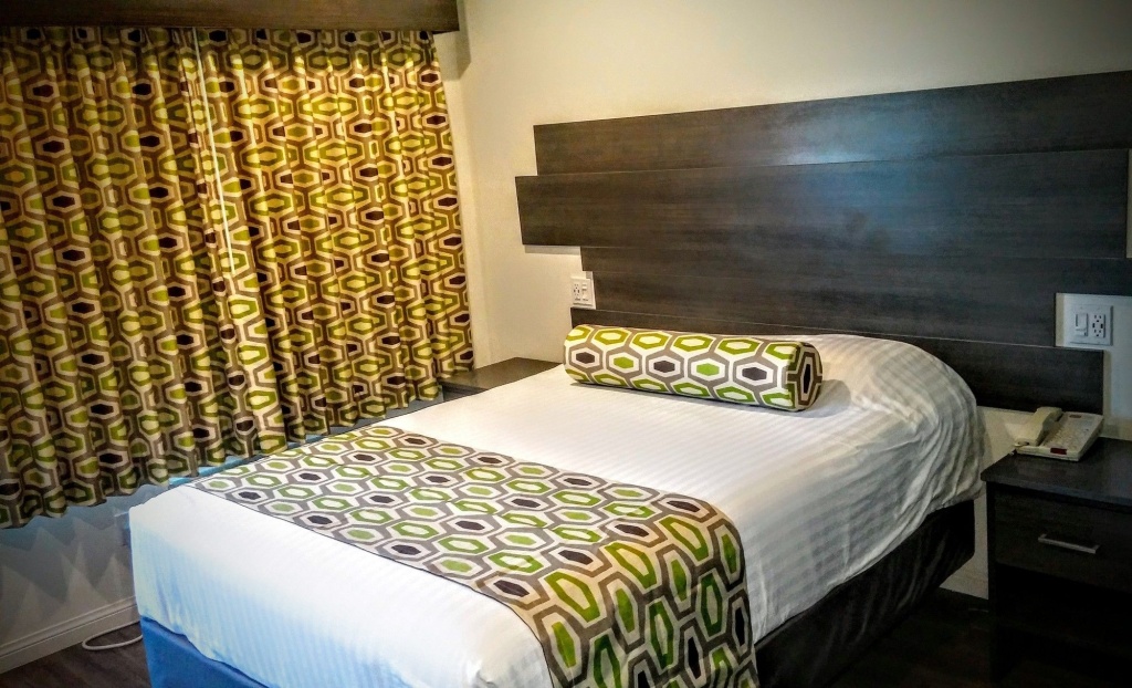 Отель Jewel City Inn в Глендейле