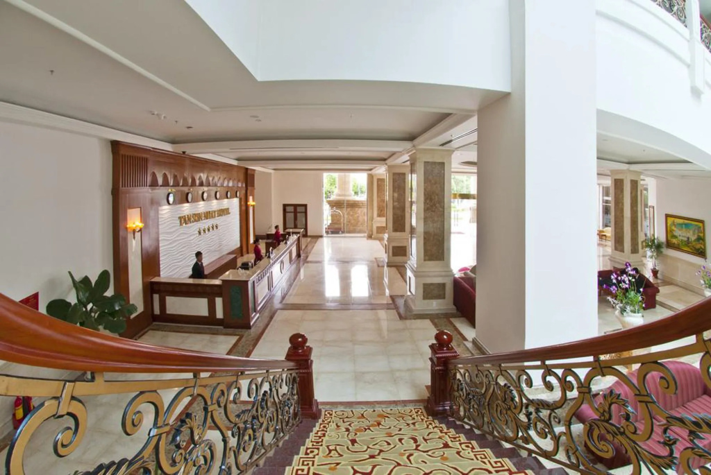 Tan Son Nhat Saigon Hotel — фото