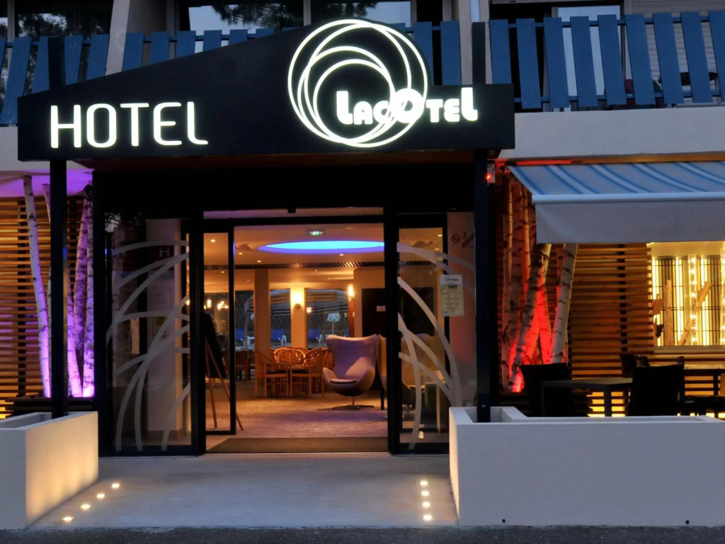 Hotel photo 10