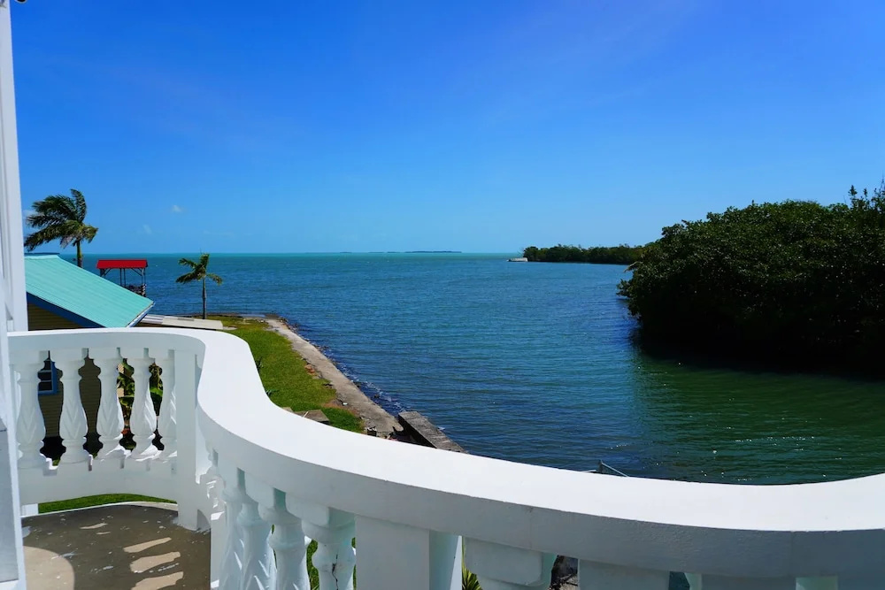 See Belize Vacation Rentals