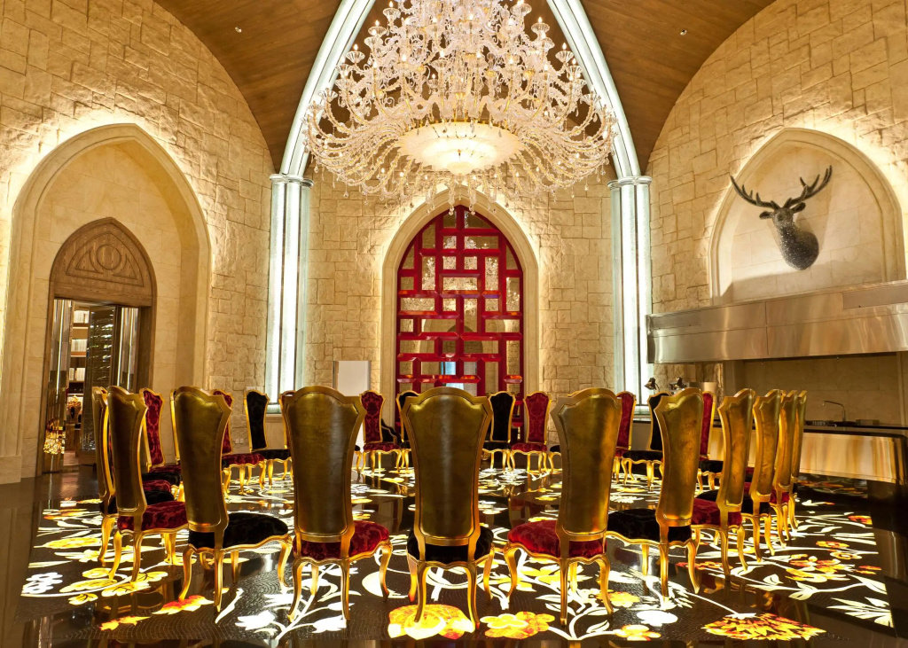 Lobby & Reception