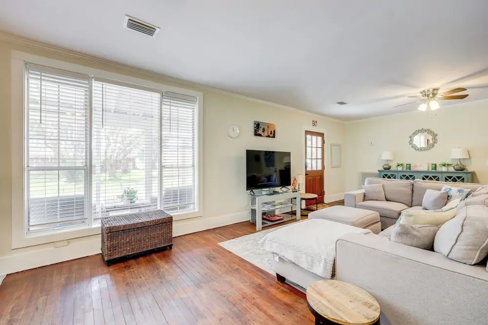 Walkable Home w/ Porch in Dtwn St Marys! - фото 5