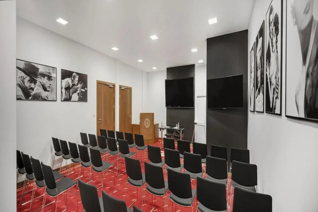 Hotel photo 20