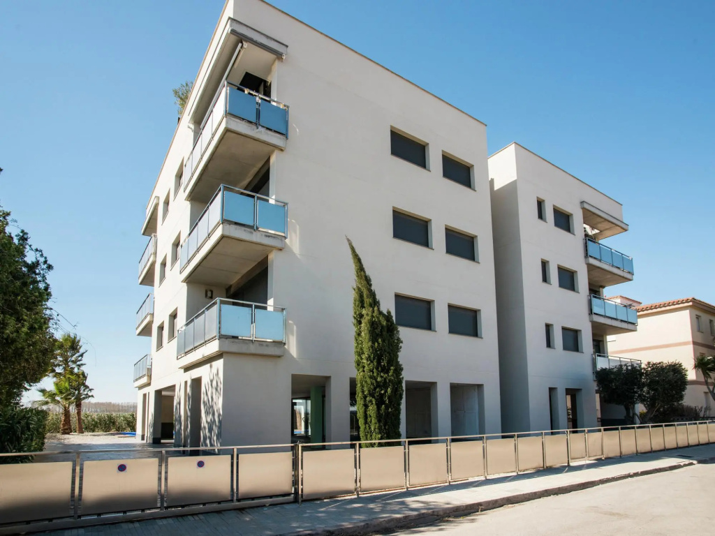 Spacious Apartment in Bon Relax with Swimming Pool