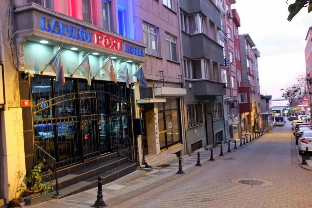 Kadikoy Port Hotel — фото