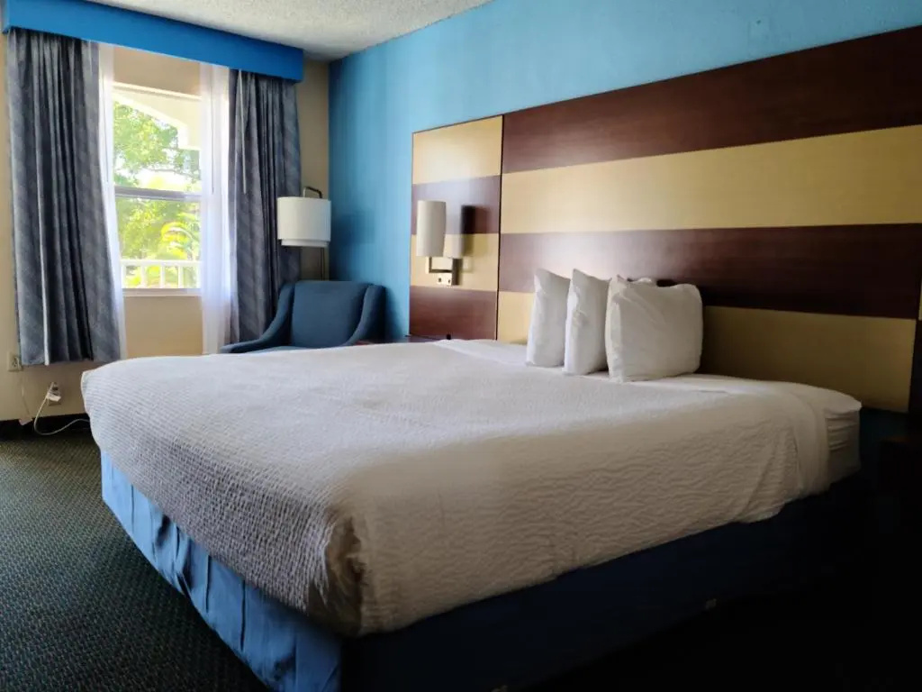 Days Inn by Wyndham Bradenton I-75 Room Type - Standard Quadruple room