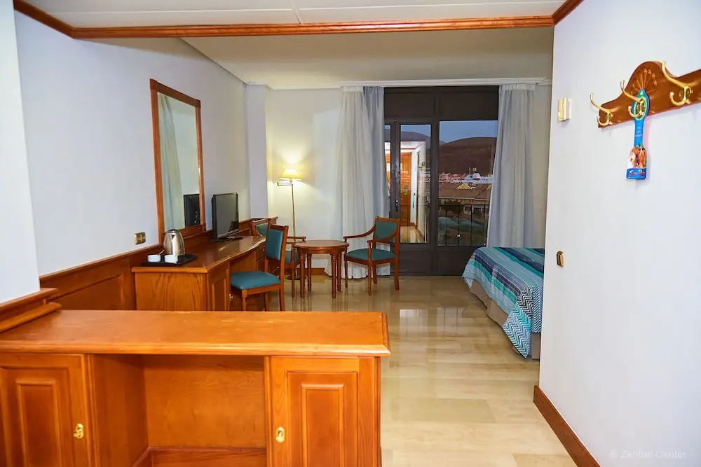Hotel Zentral Center - Chambres
