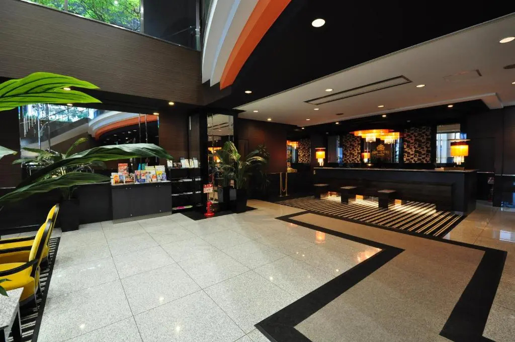 Food & Beverage