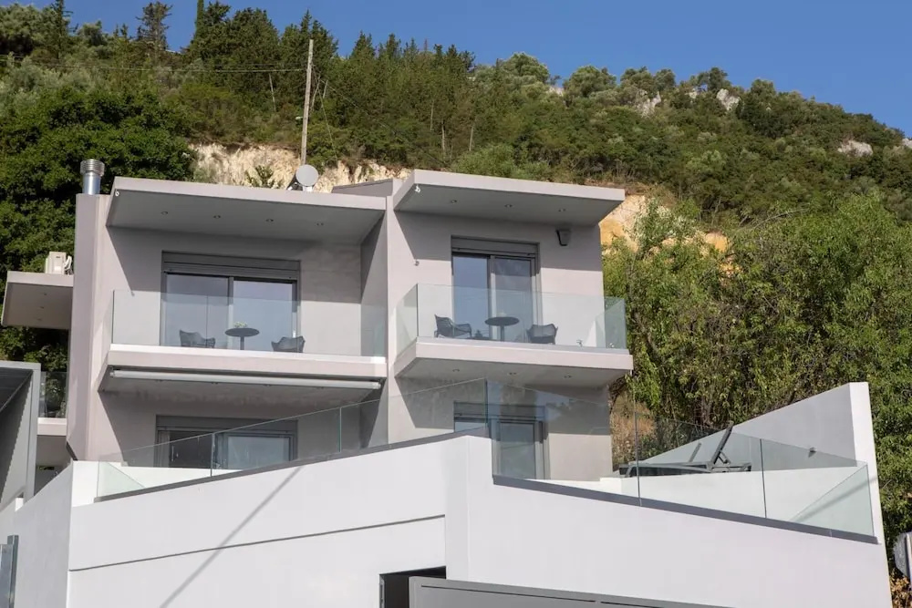 Aloft Luxury Villas Lefkada - Heated Pool