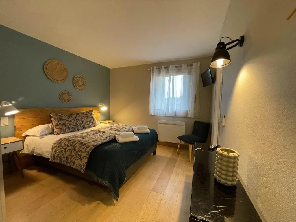 Standard Double room with view (full double bed)