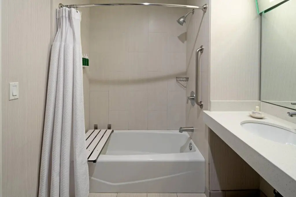 Holiday Inn Oxnard – Ventura by IHG - Chambres