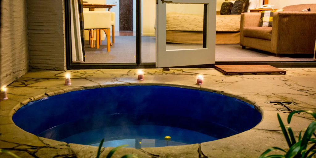 Baycrest Lodge - 2