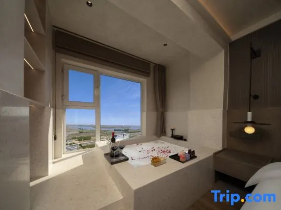 Double Suite (full double bed)