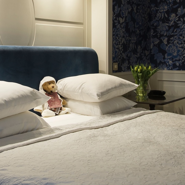Classic Double room (full double bed)