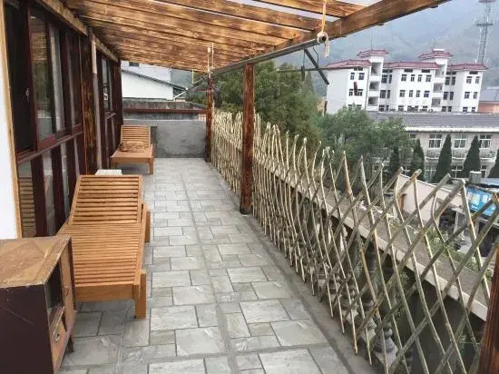 Songyang Songyin Waterfront House