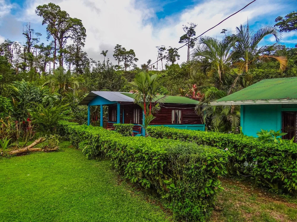 Posada Río Celeste La Amistad
