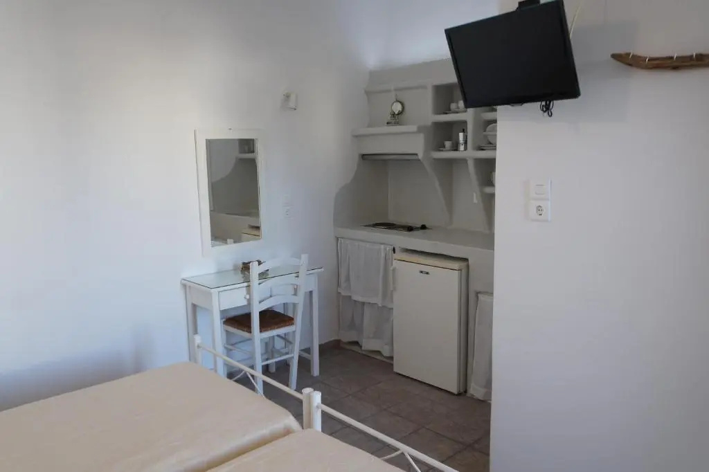 Economy room