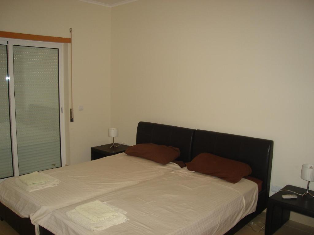 gallery_image_hidden_9