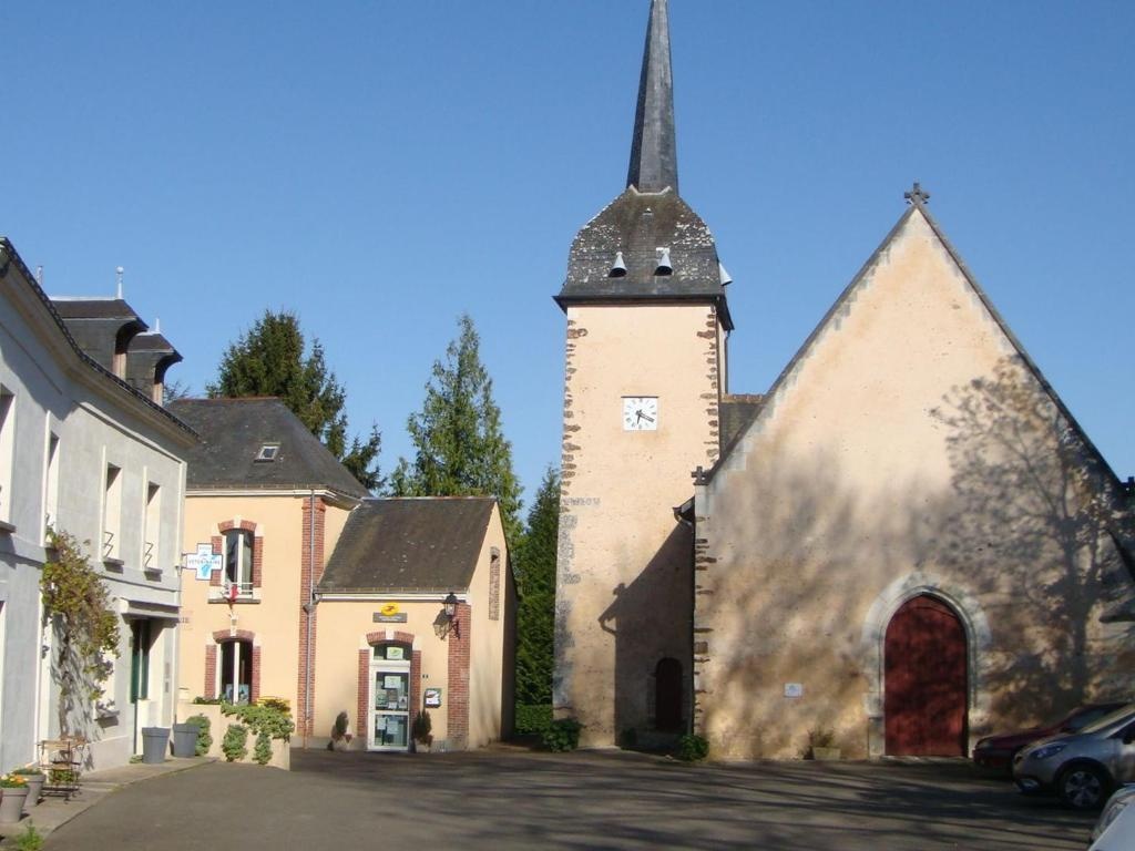 Gîte Montreuil-le-Henri, 2 pièces, 2 personnes - FR-1-410-225