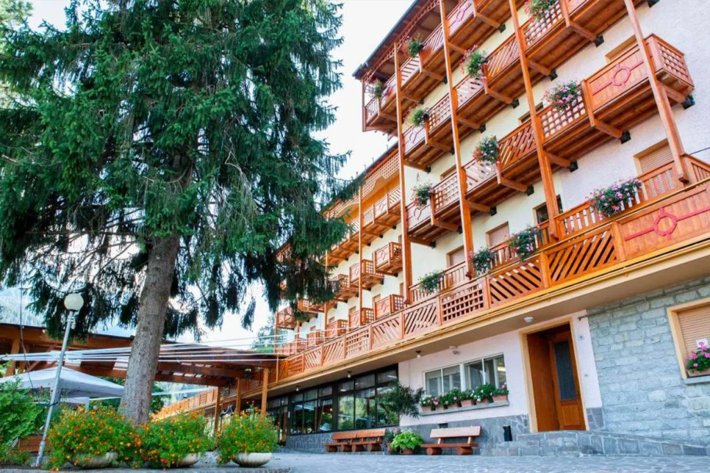 Hotel photo 20