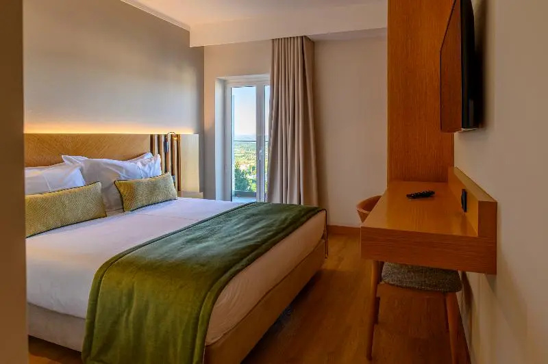 Santa Eufémia Covilhã Hotel - Chambres
