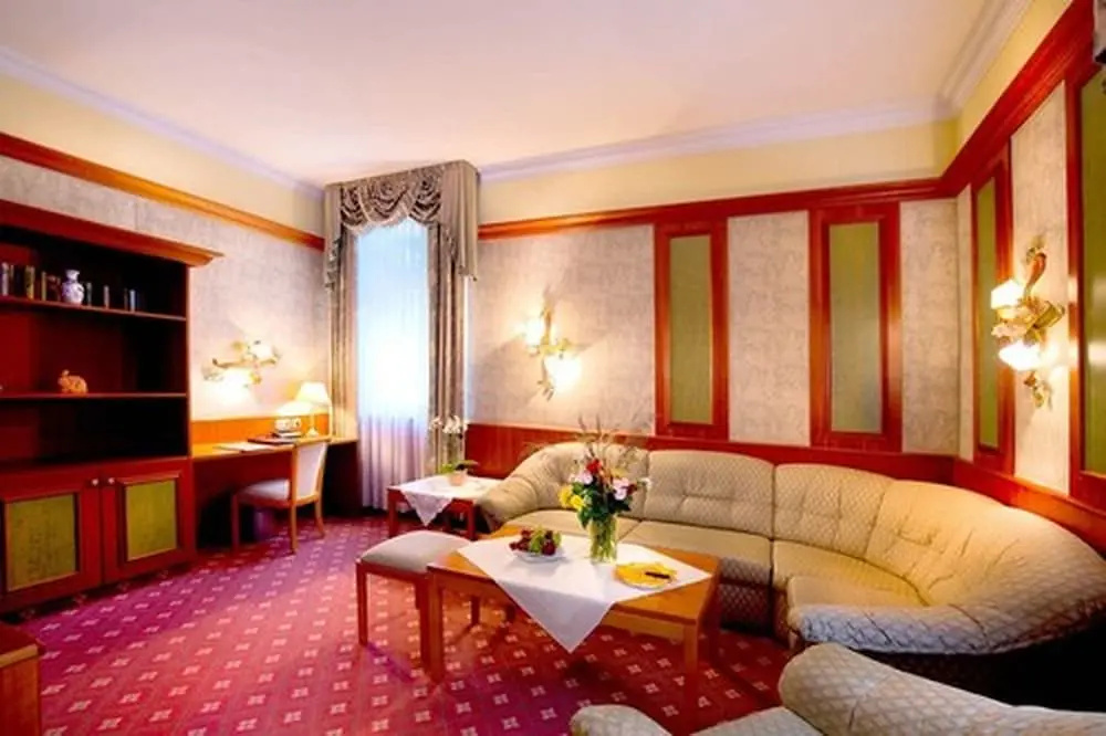 Hotel Fürstenhof Bad Bertrich - Chambres