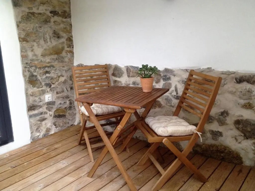 Suite with balcony and with river view