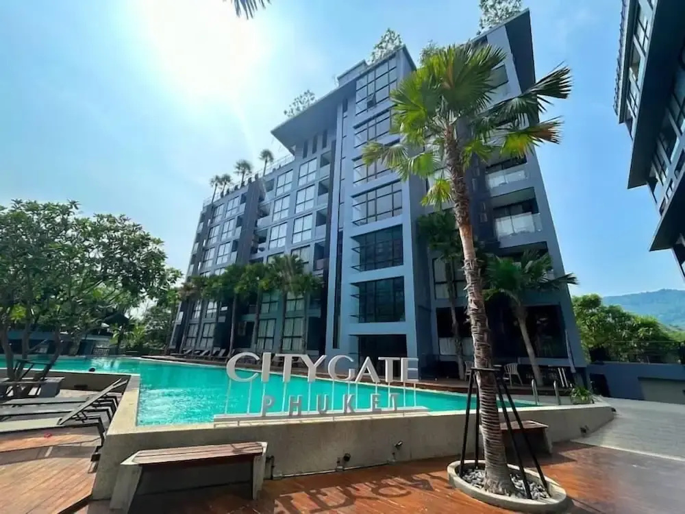 Steps to Kamala Beach Rooftop Pool C138