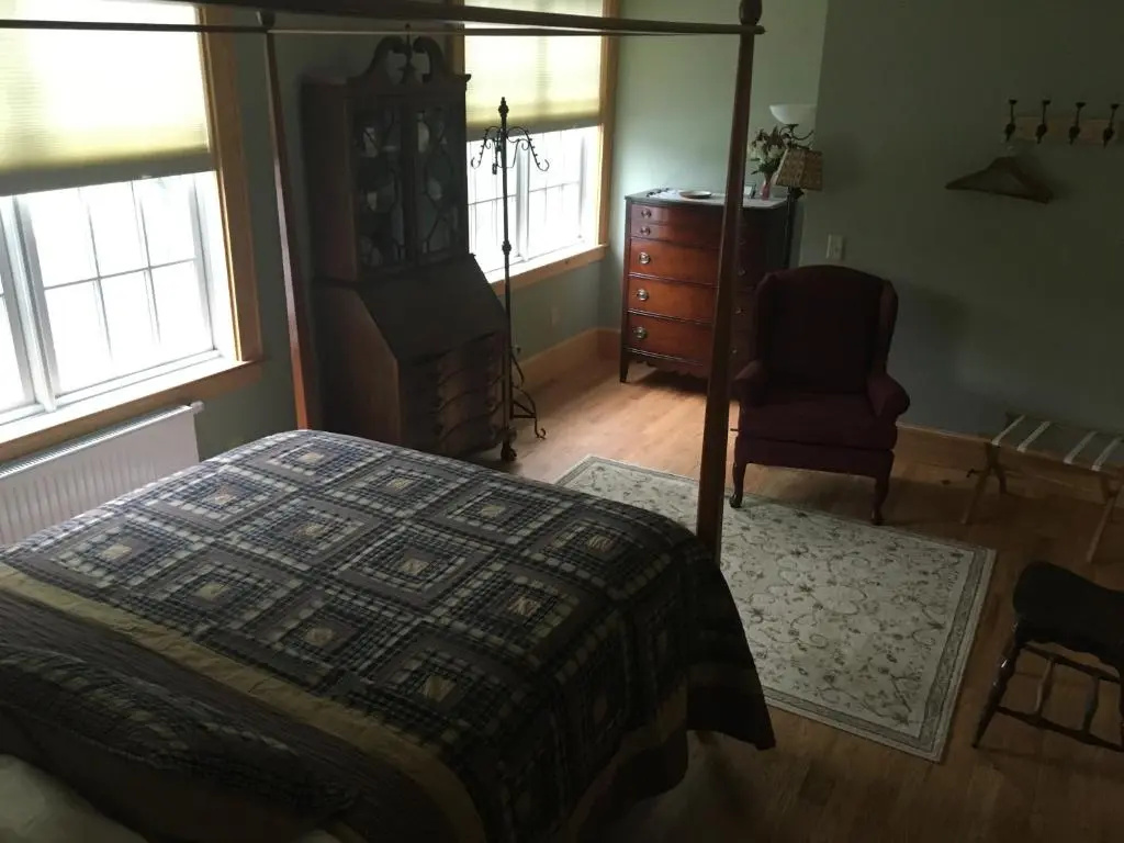 Standard Double room (full double bed)