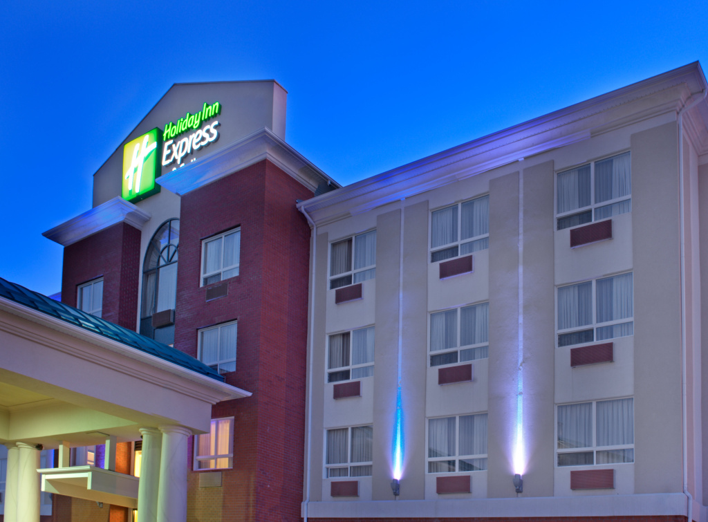 Holiday Inn Express Hotel & Suites Edson by IHG