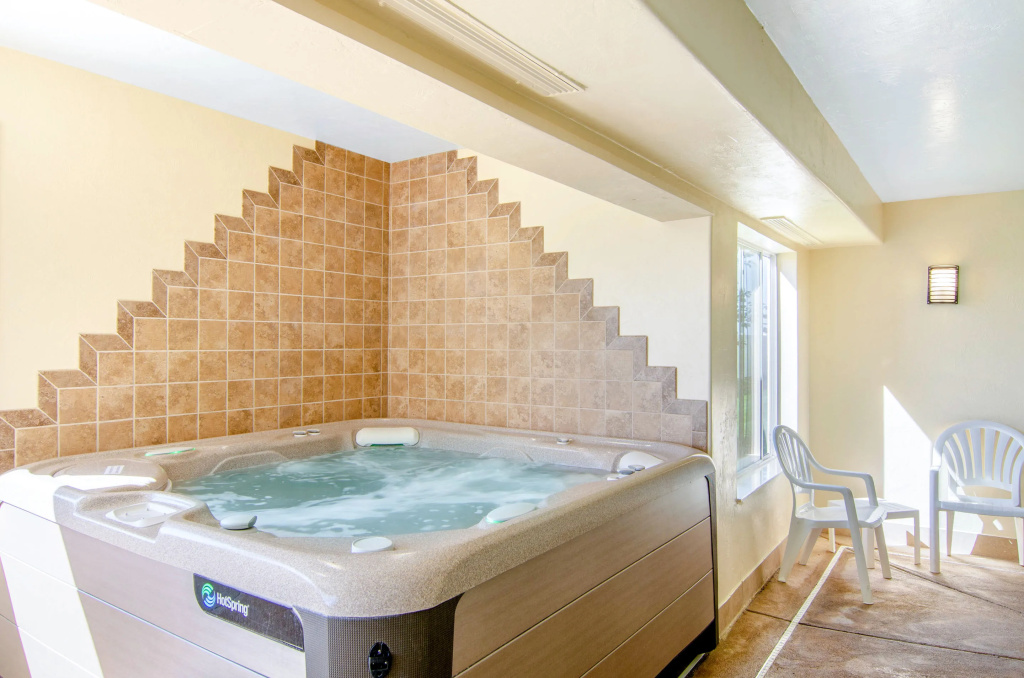Garner Hotel Idaho Falls Southwest by IHG - фото 12