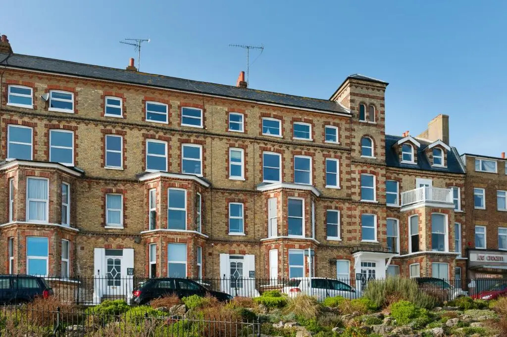 Luxury Two Bedroom Apartment with Fantastic Panoramic Sea Views