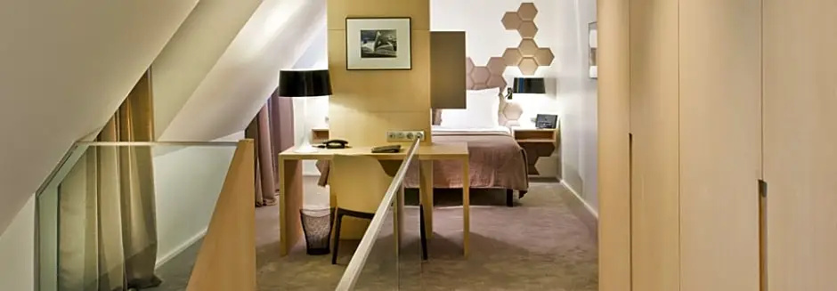 Hotel California Champs Elysees 46