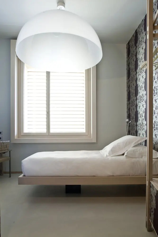 Classic Single room (single bed)