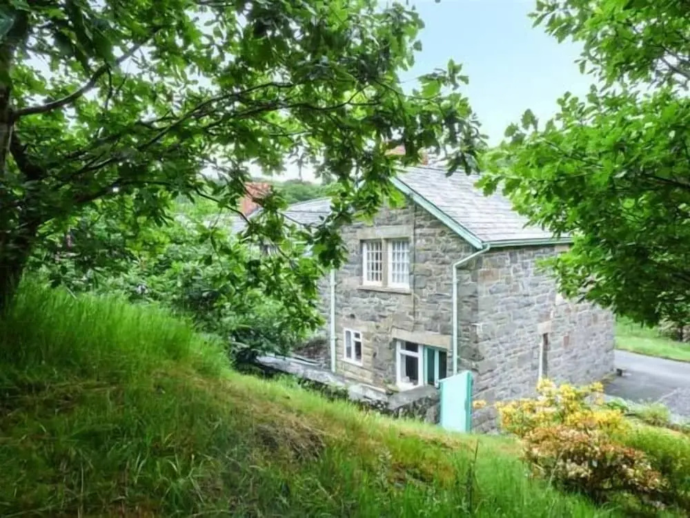 3 Glanrafon