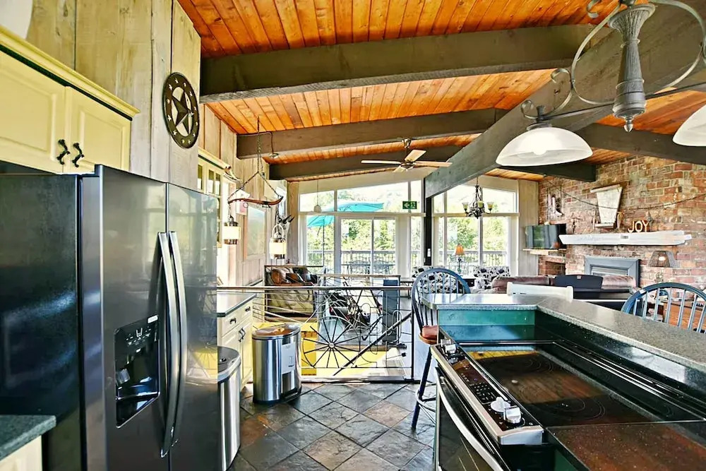 Rustic 5BR Escape  Sauna Hot Tub - фото 7