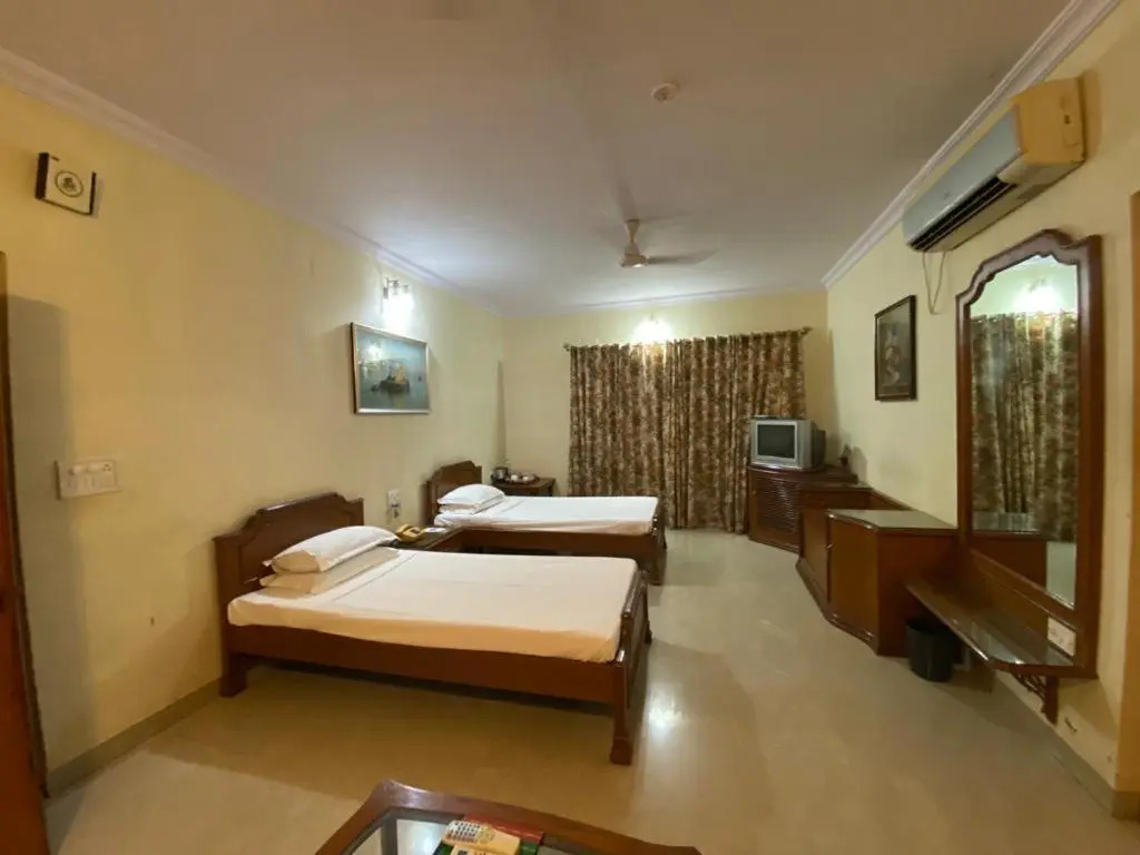 Economy room