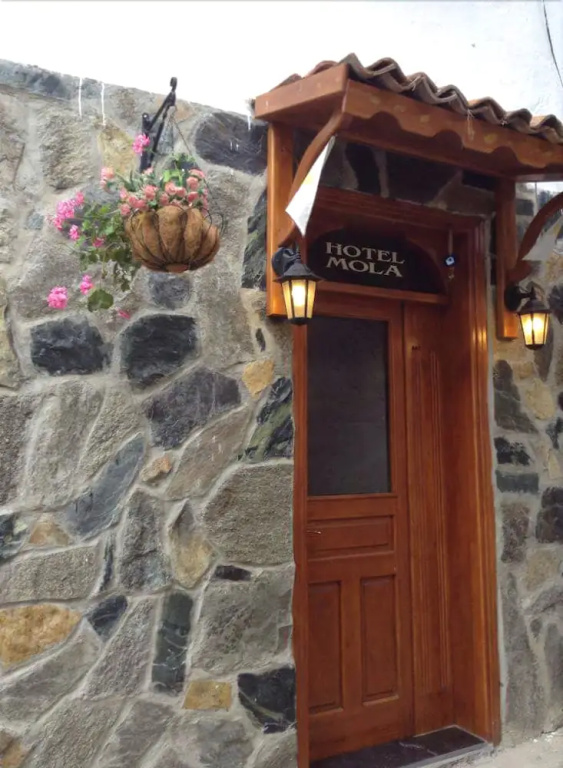 Hotel Mola