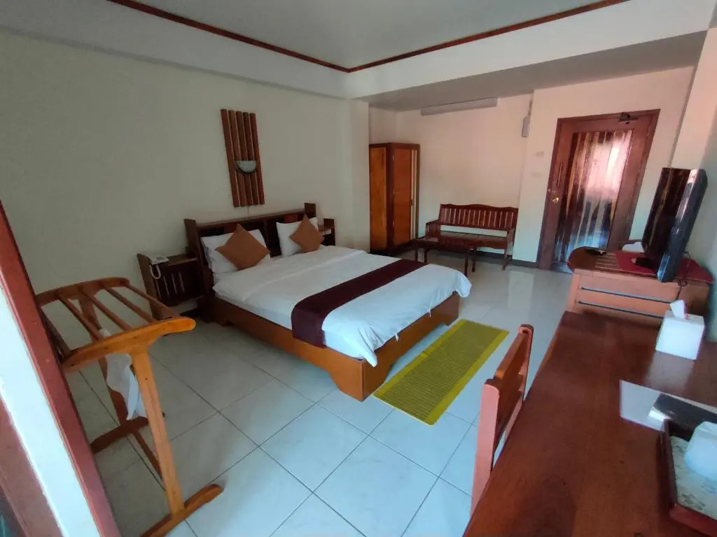 Riverfront Hotel Mukdahan - Chambres