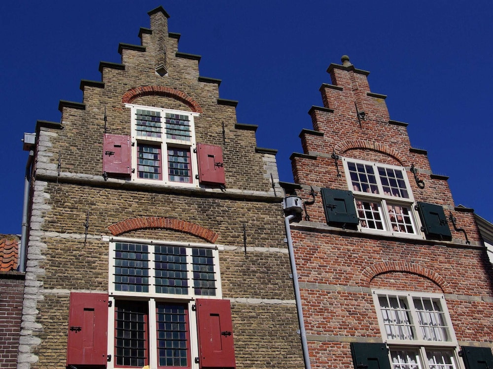 Bungalow Near Veerse Meer & Beach