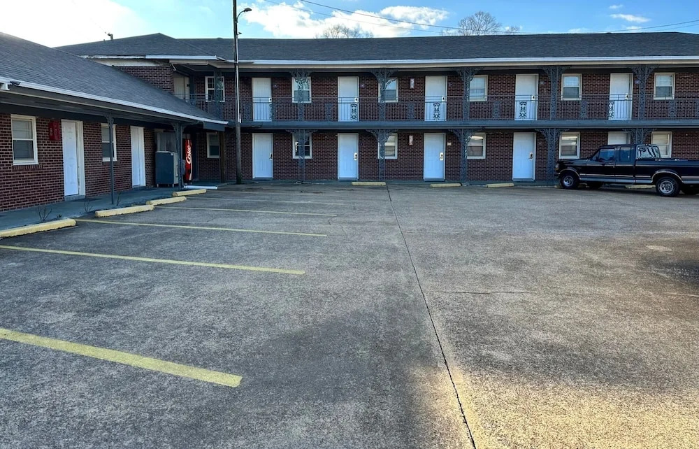 Regency Inn