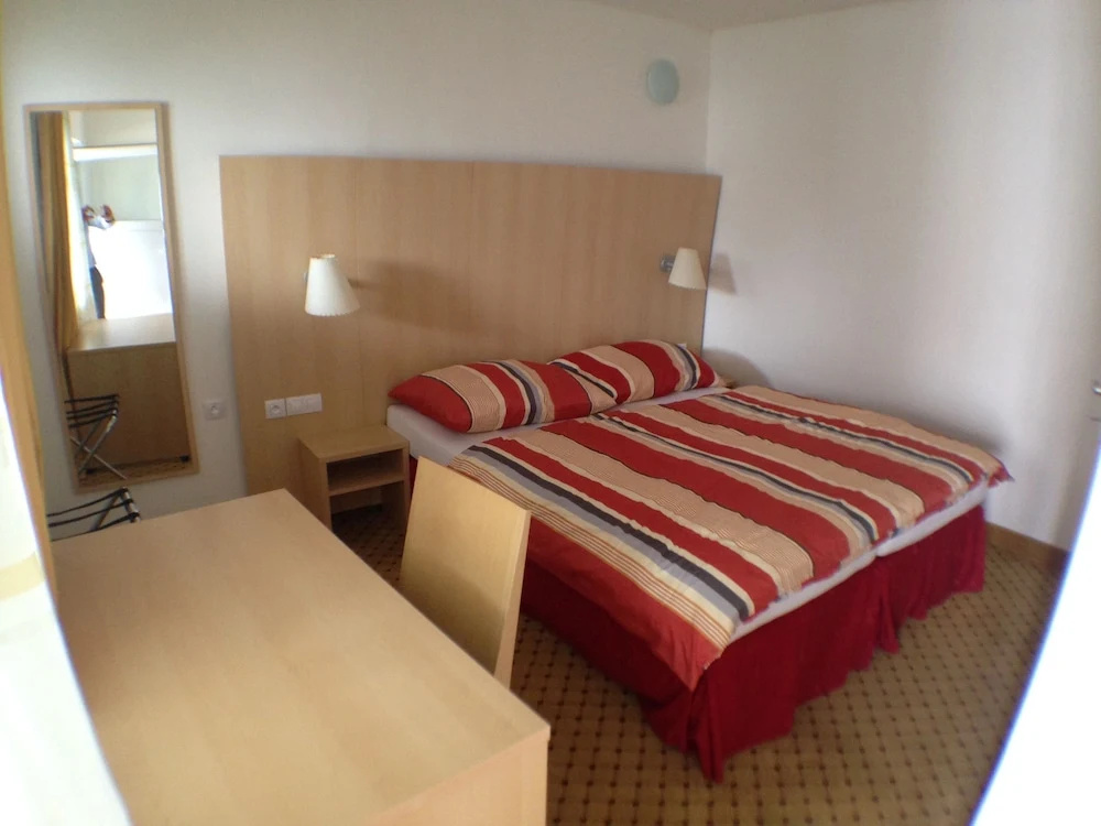 Hotel U Cerneho Orla - Général