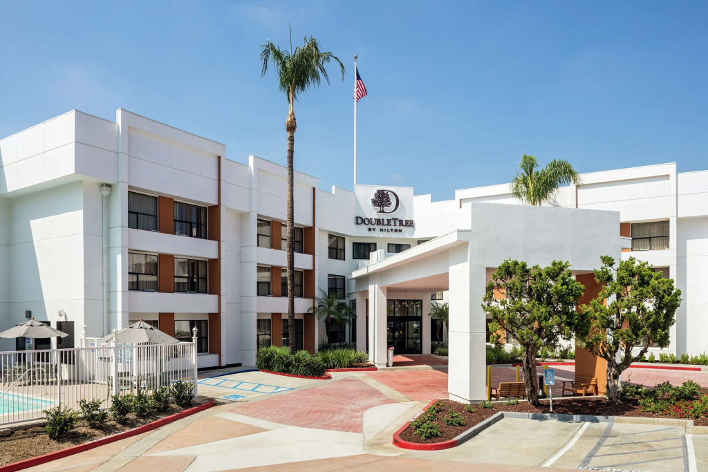 DoubleTree by Hilton Pomona