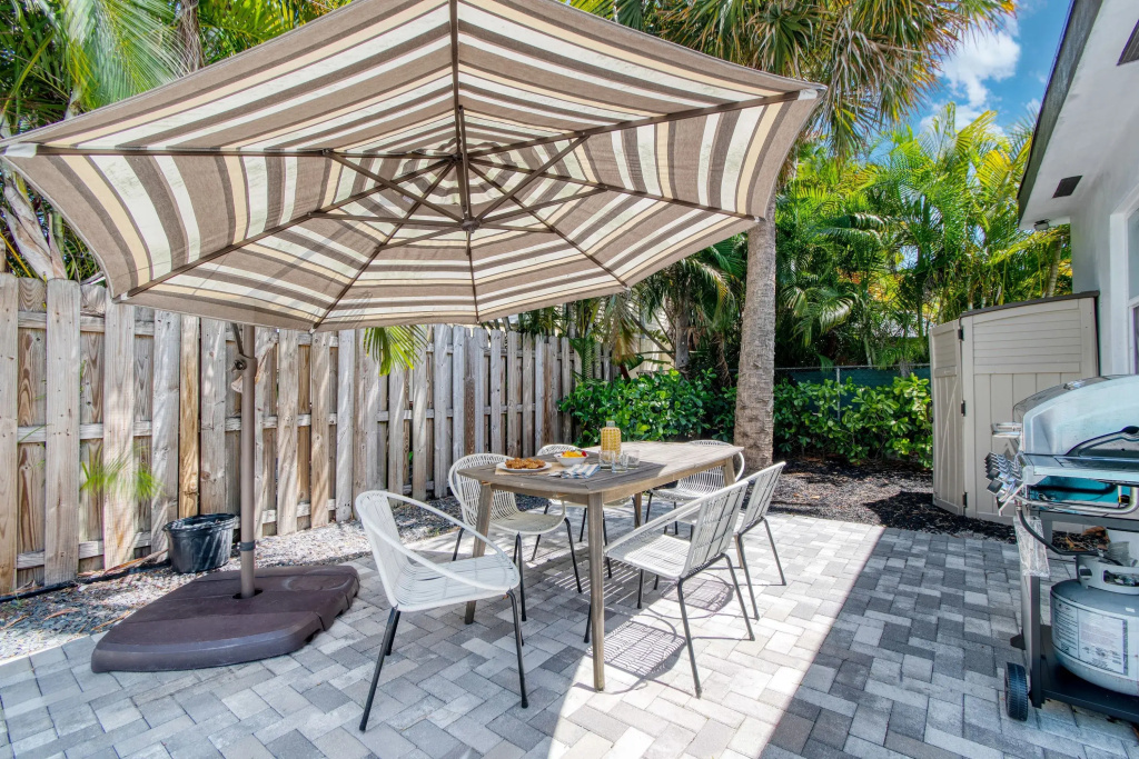 Turtle Nest by Avantstay Near Downtown & Beaches - Chic FL Escape