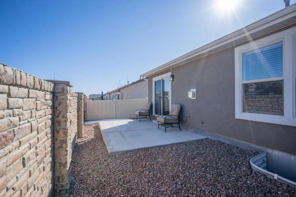 4BR Modern Townhome Close to Usafa!