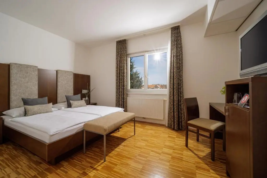 Toscanina - Hotel Garni - Chambres