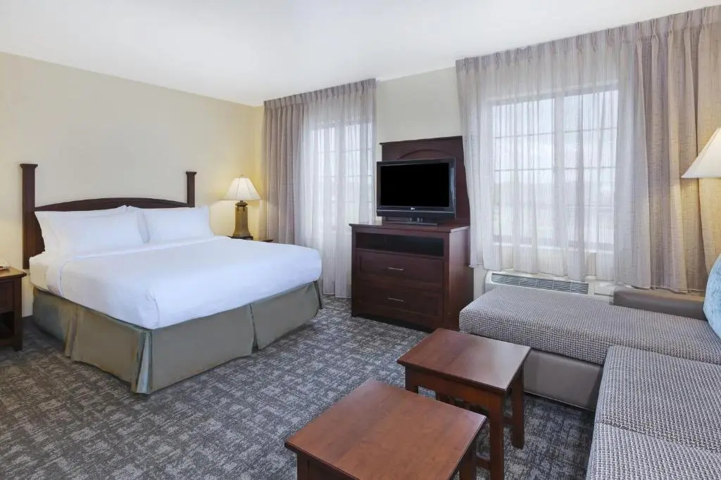 Staybridge Suites Lansing - Okemos by IHG - Chambres