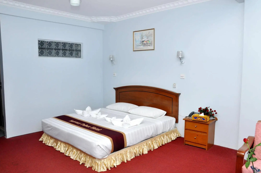 Hotel photo 12