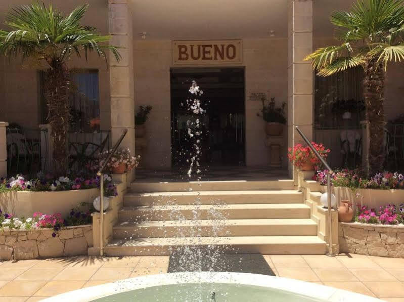 Bueno Hotel